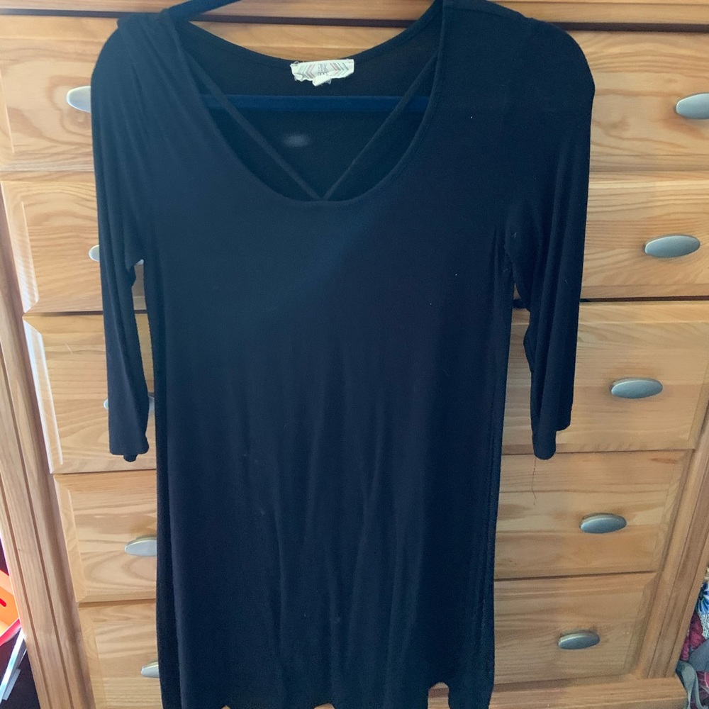 Casual simple black dress